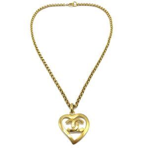 Chanel Cc Heart Pendant Metal Gold Gold_Plated Necklace Jewelry